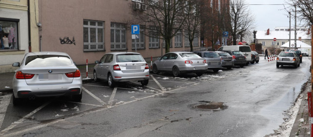 [ZDJĘCIA] Najpierw wypadek, potem reakcja władz. Czy to koniec narzekań na feralne przejście? - Zdjęcie główne
