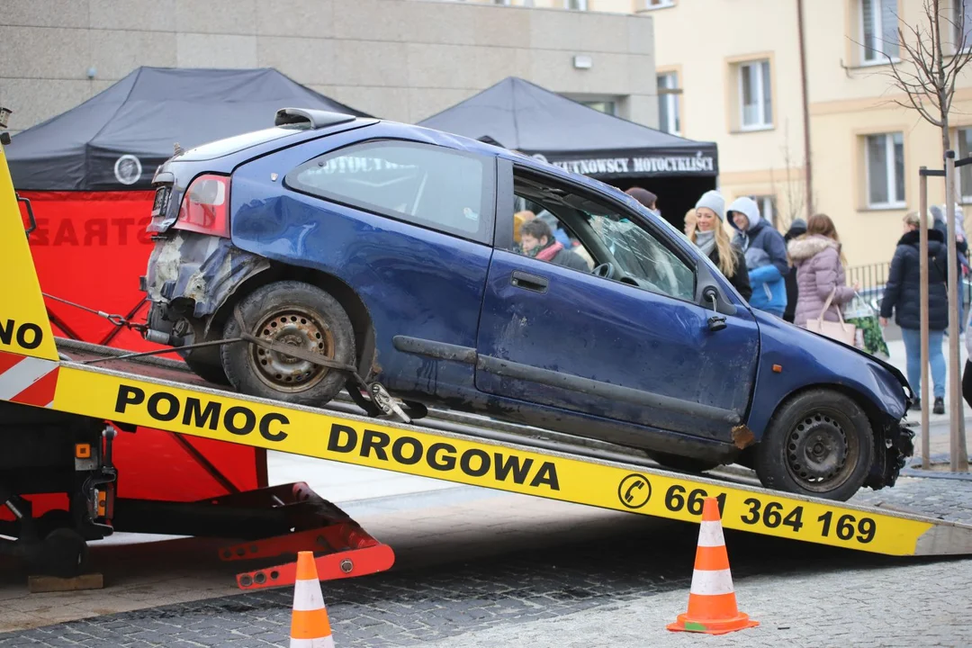 Moto Mikołaje przejechali przez Kutno! Trwa finał akcji na Placu Wolności