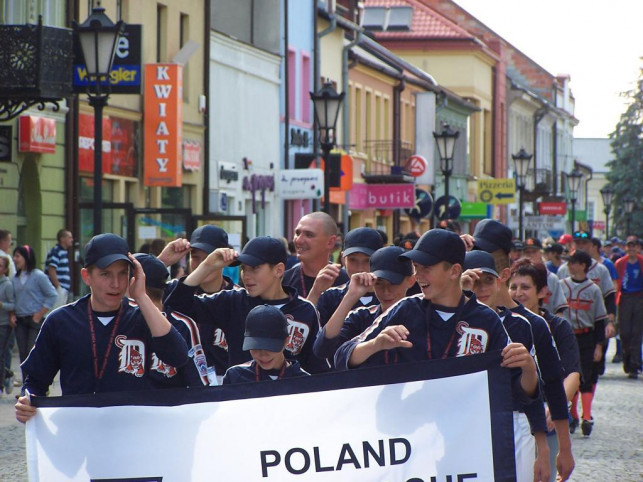 Terminarz rozgrywek Małej Ligi regionu EMEA - Zdjęcie główne