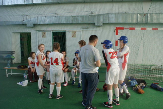 I Halowy Turniej Softballu o Puchar Burmistrza Krośniewic - Zdjęcie główne