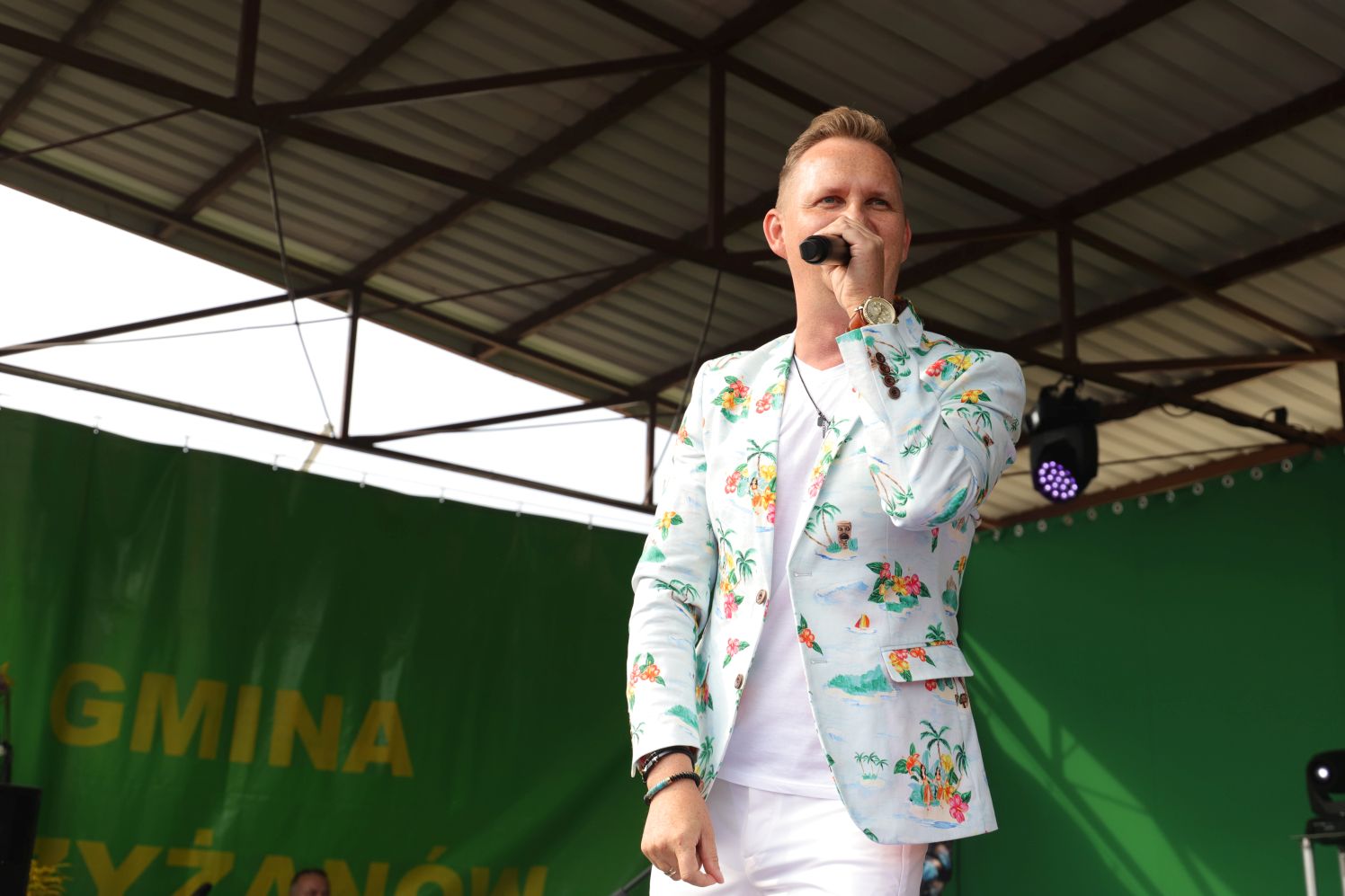 Na dożynkach w pod Kutnem wystąpiły gwiazdy disco-polo