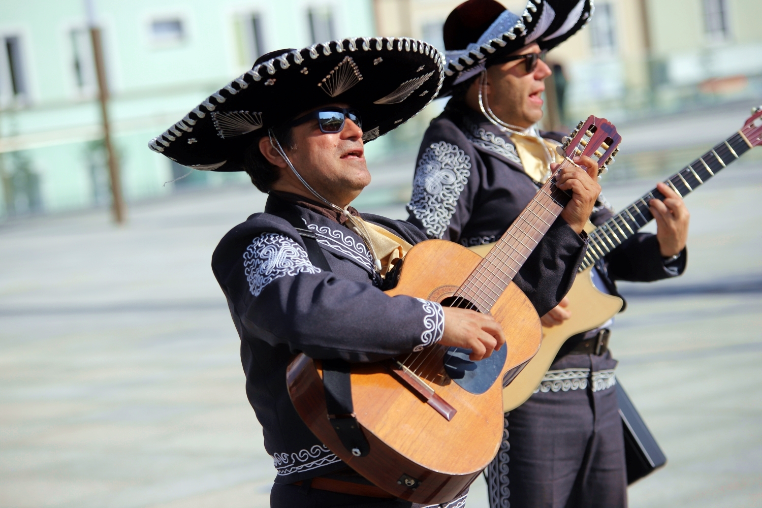 Na placu Wolności zagrało Trio Mariachi