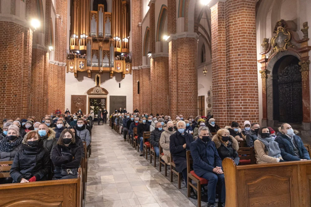 W sylwestra będzie można zjeść mięso. Jest jednak jeden warunek - Zdjęcie główne