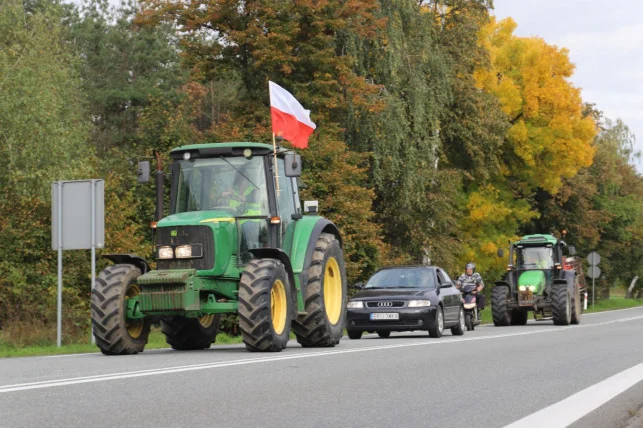 Rolnicy zapowiadają blokady dróg. Sprawdzamy których miejsc województwa łódzkiego jutro lepiej unikać