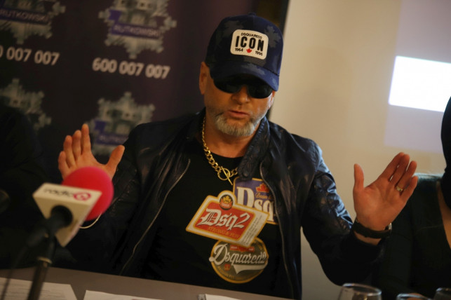 [ZDJĘCIA/WIDEO] Krzysztof Rutkowski ponownie w Kutnie. Jest przełom ws. zuchwałej kradzieży - Zdjęcie główne