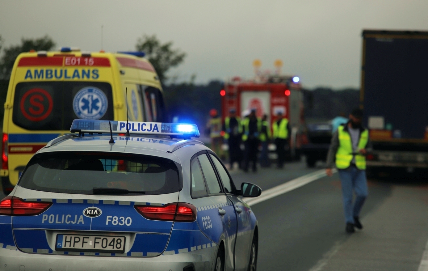 Groźny wypadek pod Kutnem. Służby w akcji, są utrudnienia w ruchu - Zdjęcie główne