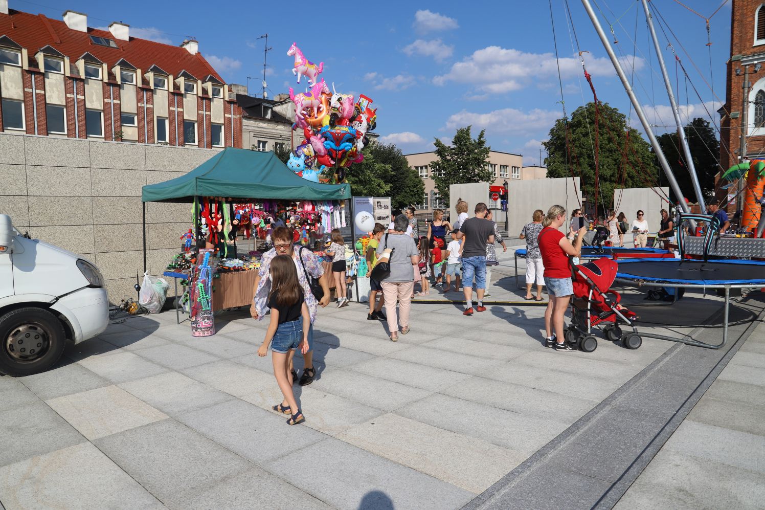 W Kutnie na Placu Wolności ponownie pojawiły się foodtrucki