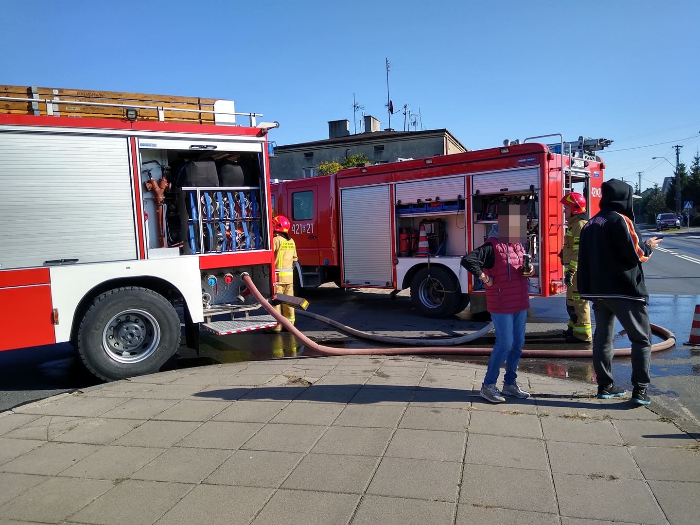 Pożar na Łąkoszynie. Na miejscu kilka zastępów straży pożarnej