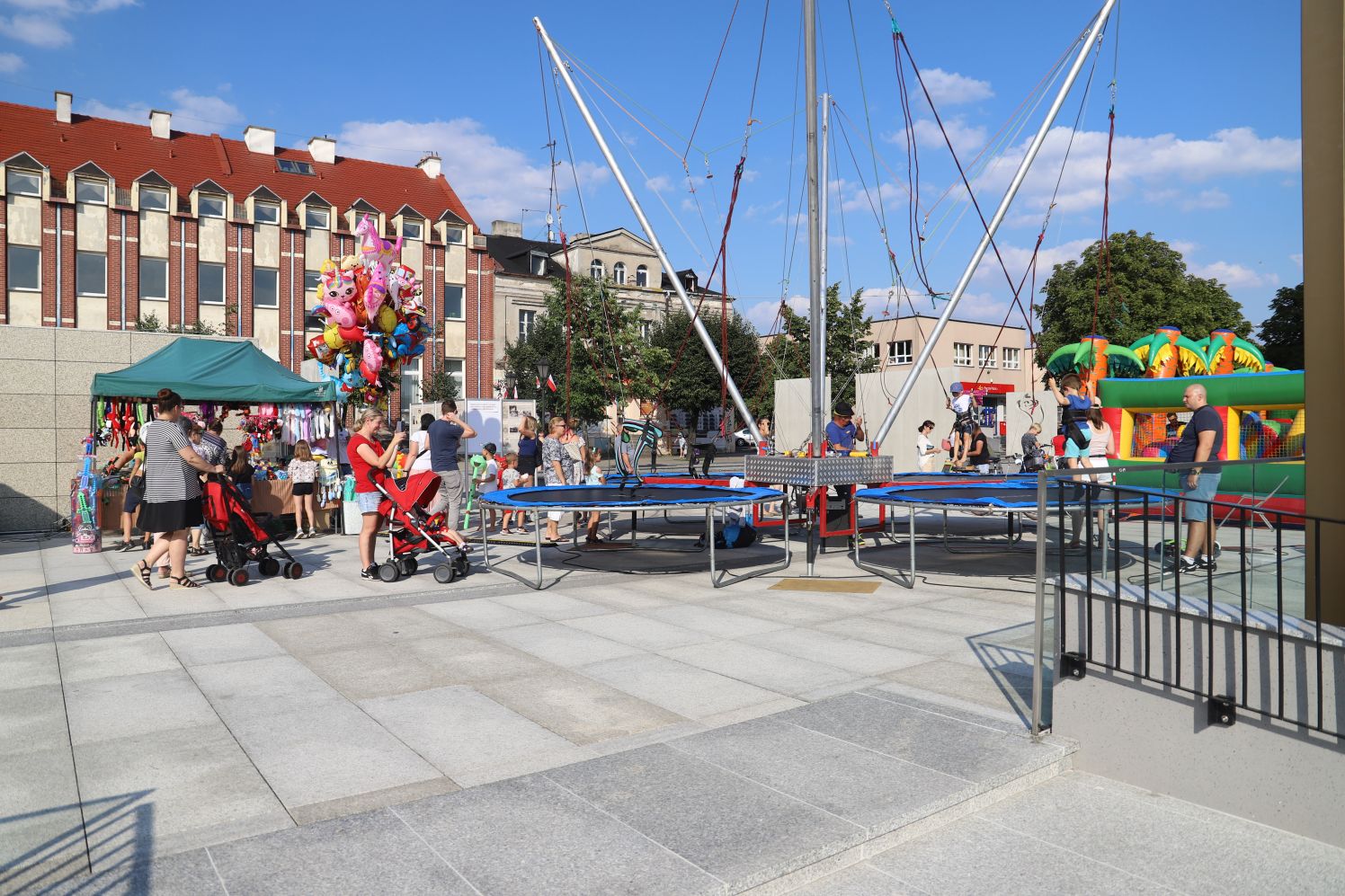 W Kutnie na Placu Wolności ponownie pojawiły się foodtrucki