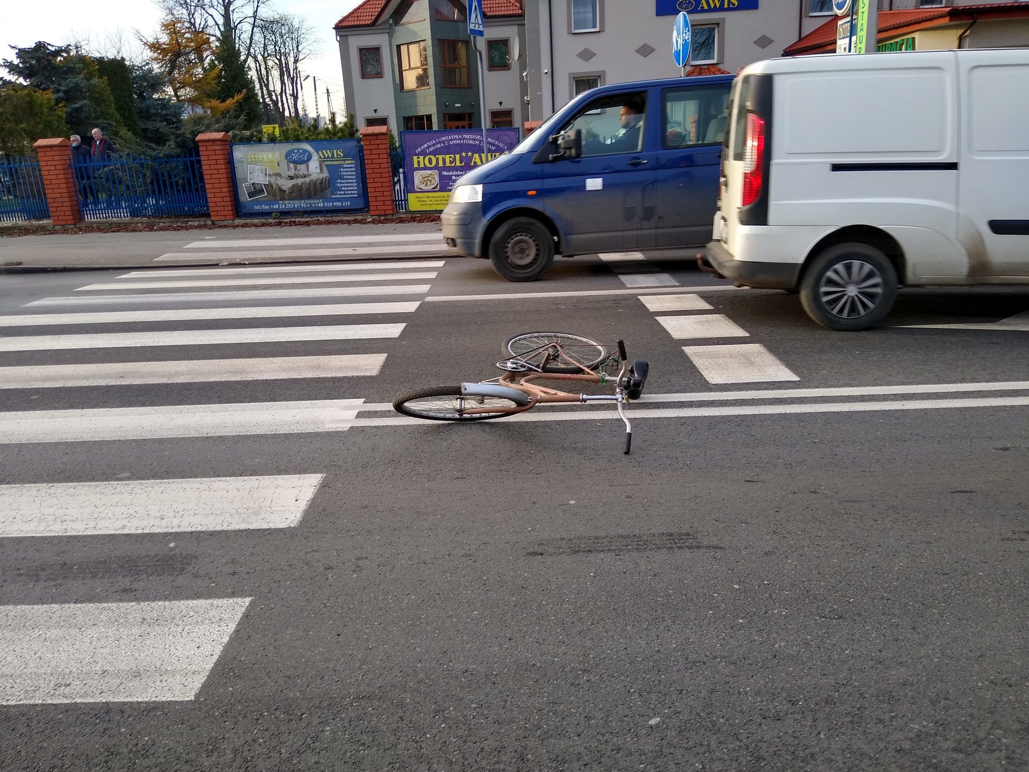 Kutno: wypadek z udziałem samochodu osobowego i rowerzysty