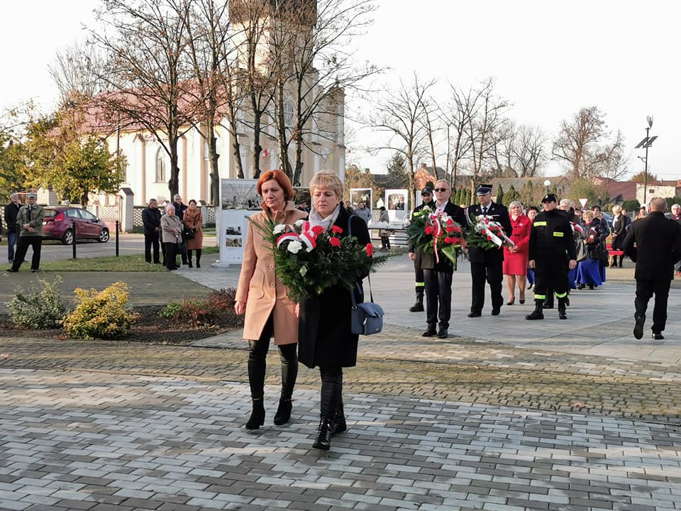 Patriotycznie w powiecie kutnowskim. Dąbrowice oddały cześć bohaterom