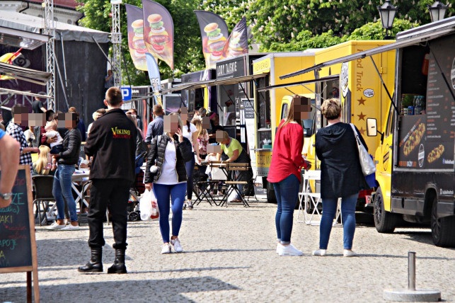 Foodtrucki znów w Kutnie! Co zjemy i wypijemy na Placu Wolności? - Zdjęcie główne