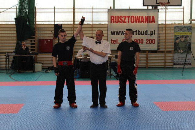 [ZDJĘCIA] Kutnowscy kickbokserzy z medalami Pucharu Polski - Zdjęcie główne