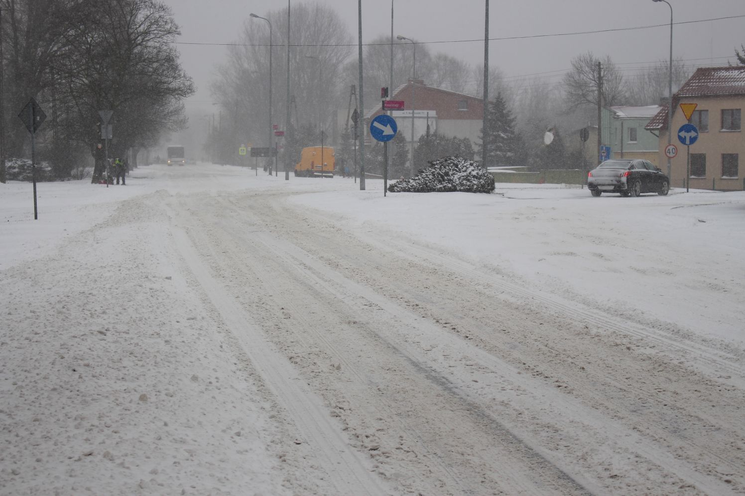 Na kutnowskich drogach panują trudne warunki