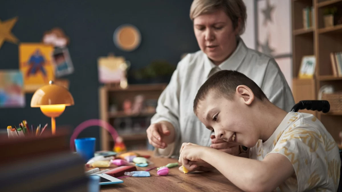 Studia podyplomowe z oligofrenopedagogiki — zdobądź uprawnienia do pracy z osobami z niepełnosprawnością intelektualną