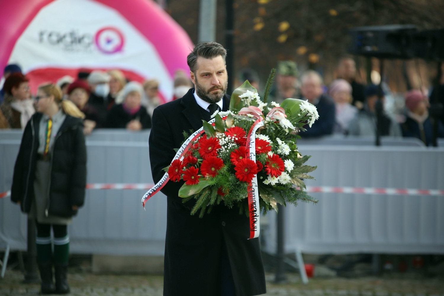 „Przez te wszystkie lata ratowaliśmy życie bohaterów…”. Kutnowski szpital uczcił Święto Niepodległości [FOTO] - Zdjęcie główne