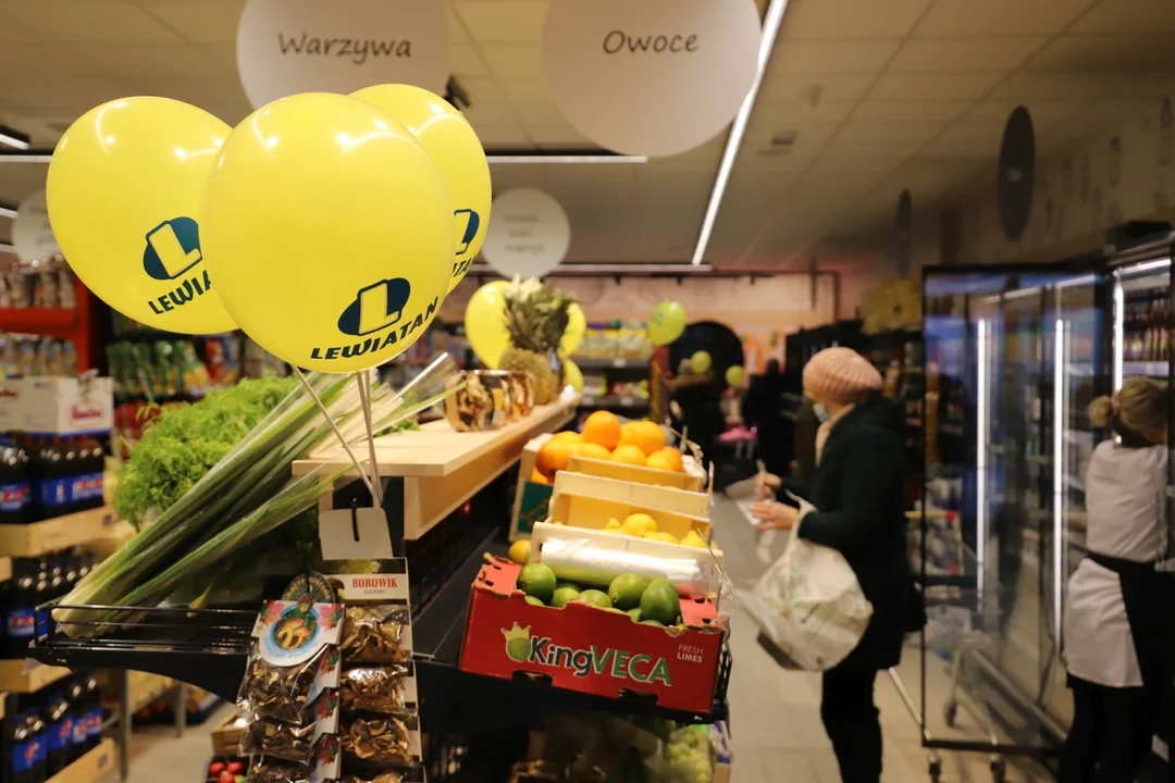 Sklep przy ul. Łęczyckiej w Kutnie został podpalony. Otworzył się ponownie po czterech miesiącach przerwy