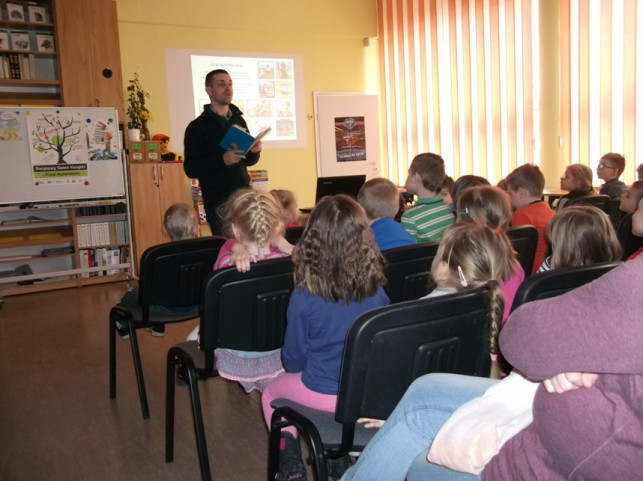 Międzynarodowy Dzień Książki dla Dzieci w Bibliotece Pedagogicznej w Kutnie - Zdjęcie główne