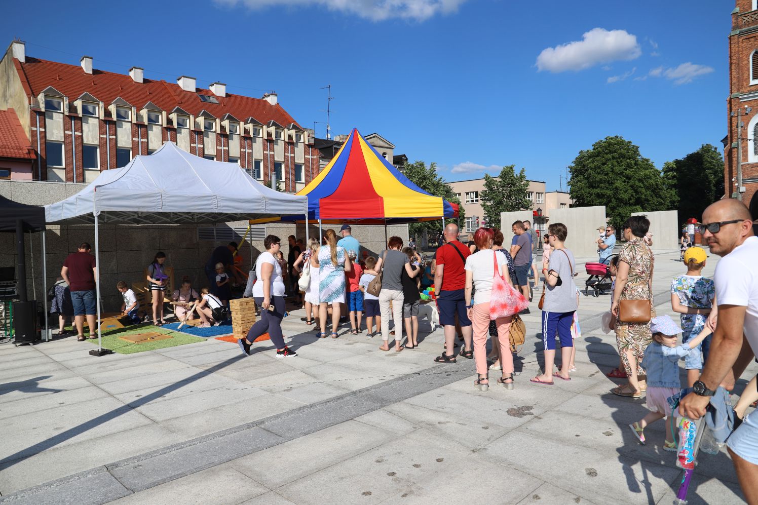 W centrum Kutna będzie „Tęczowo” na koniec wakacji. Szykuje się masa atrakcji dla całych rodzin! - Zdjęcie główne