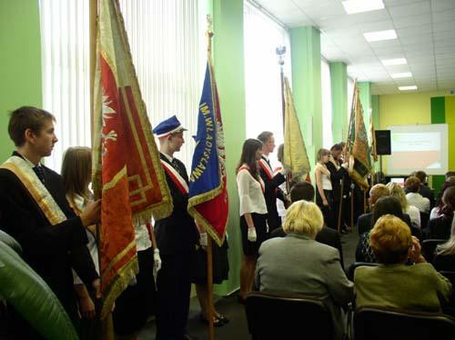 Inauguracja nowego roku szkolnego w powiecie - Zdjęcie główne