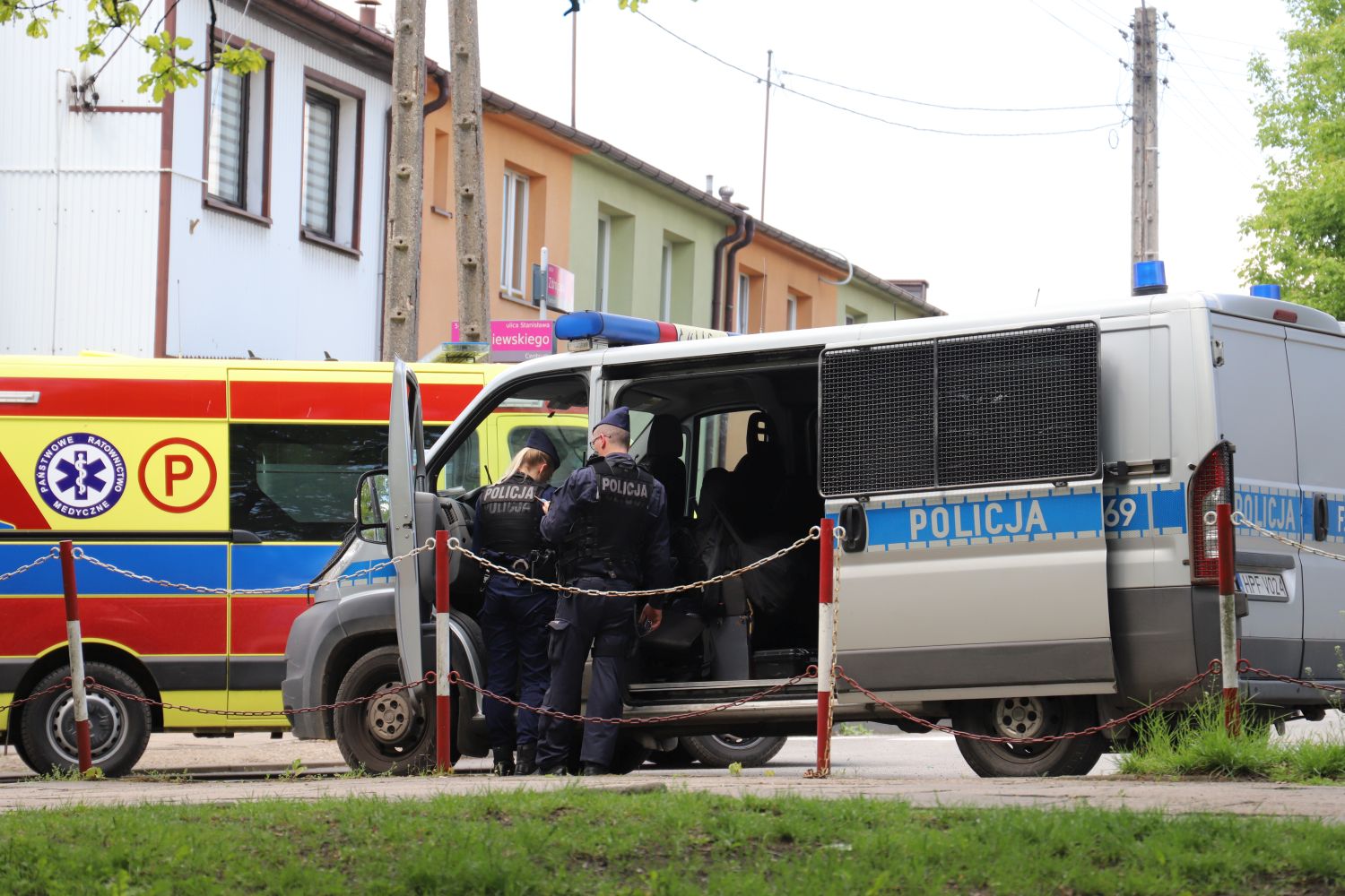 W Kutnie samochód osobowy potrącił pieszą