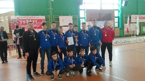 Salos Róża Kutno zwycięża w Ogólnopolskich Igrzyskach Młodzieży Salezjańskiej w Futsalu - Zdjęcie główne