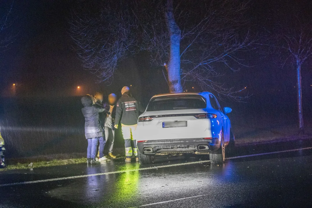 Wypadek na DK 92 w Skłótach