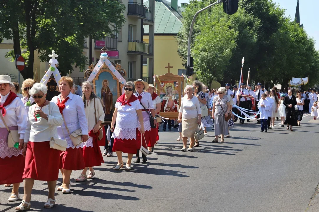 Tłumy wiernych przejdą ulicami Kutna. W czwartek procesja Bożego Ciała - Zdjęcie główne