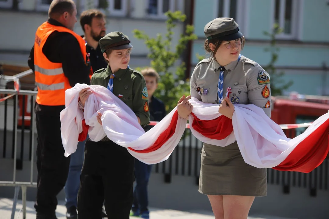 Dziś na placu Wolności w Kutnie miały miejsce uroczyste obchody 231. rocznicy uchwalenia Konstytucji 3 Maja