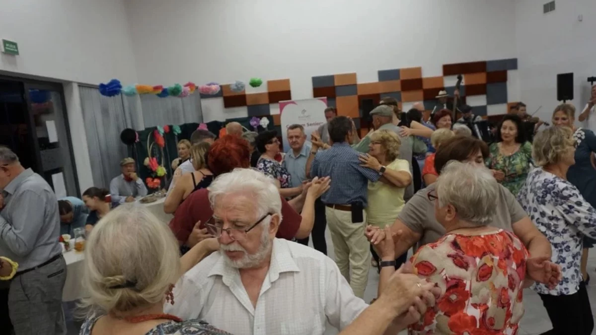 Seniorzy 75+ zyskają realną opiekę. Nowy rządowy program już od 2026 - Zdjęcie główne