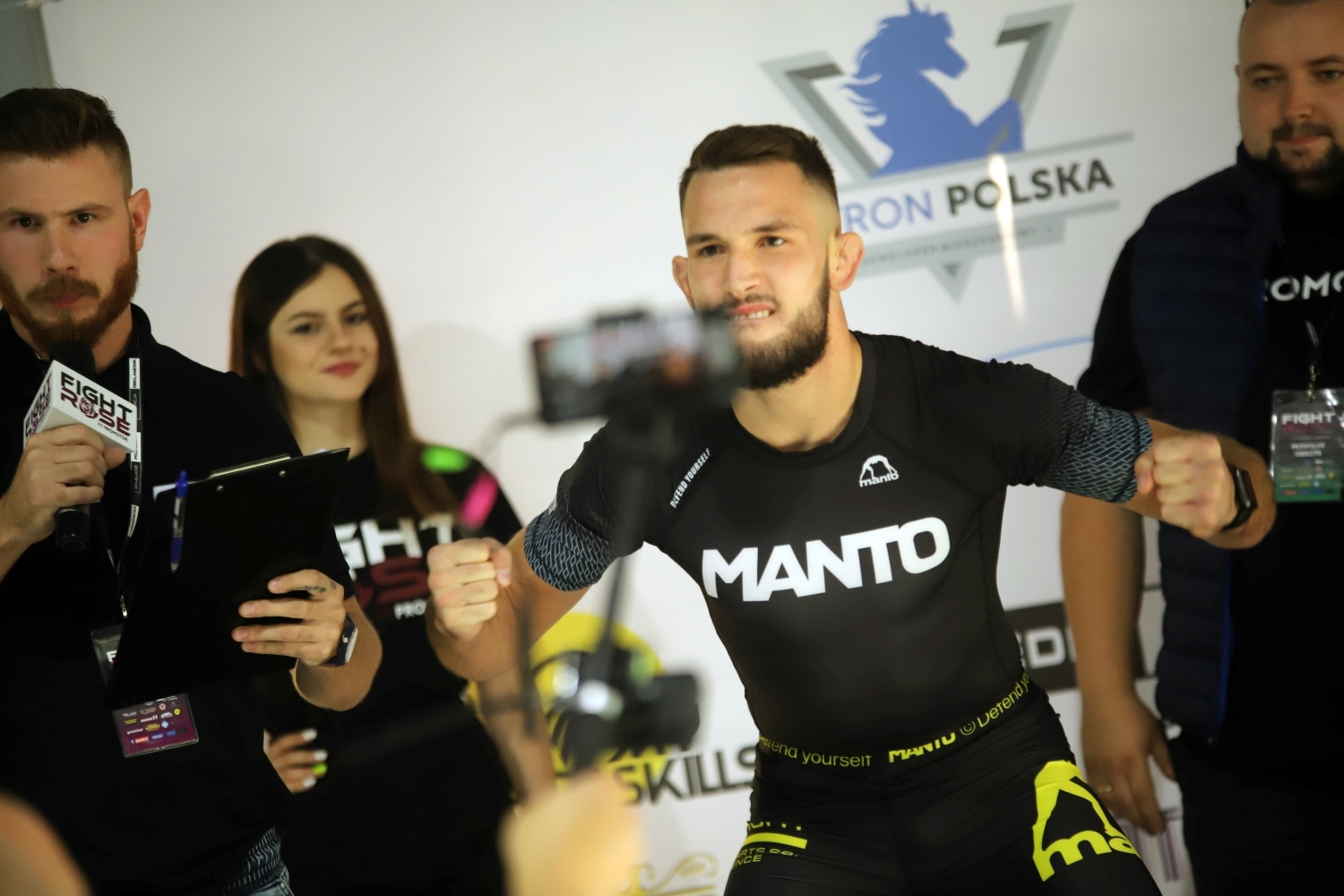Dzień przed galą Fight Rose odbyło się oficjalne ważenie zawodników