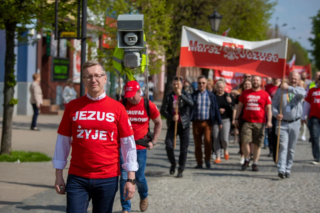 Przez Kutno przeszedł Marsz dla Jezusa [ZDJĘCIA] - Zdjęcie główne