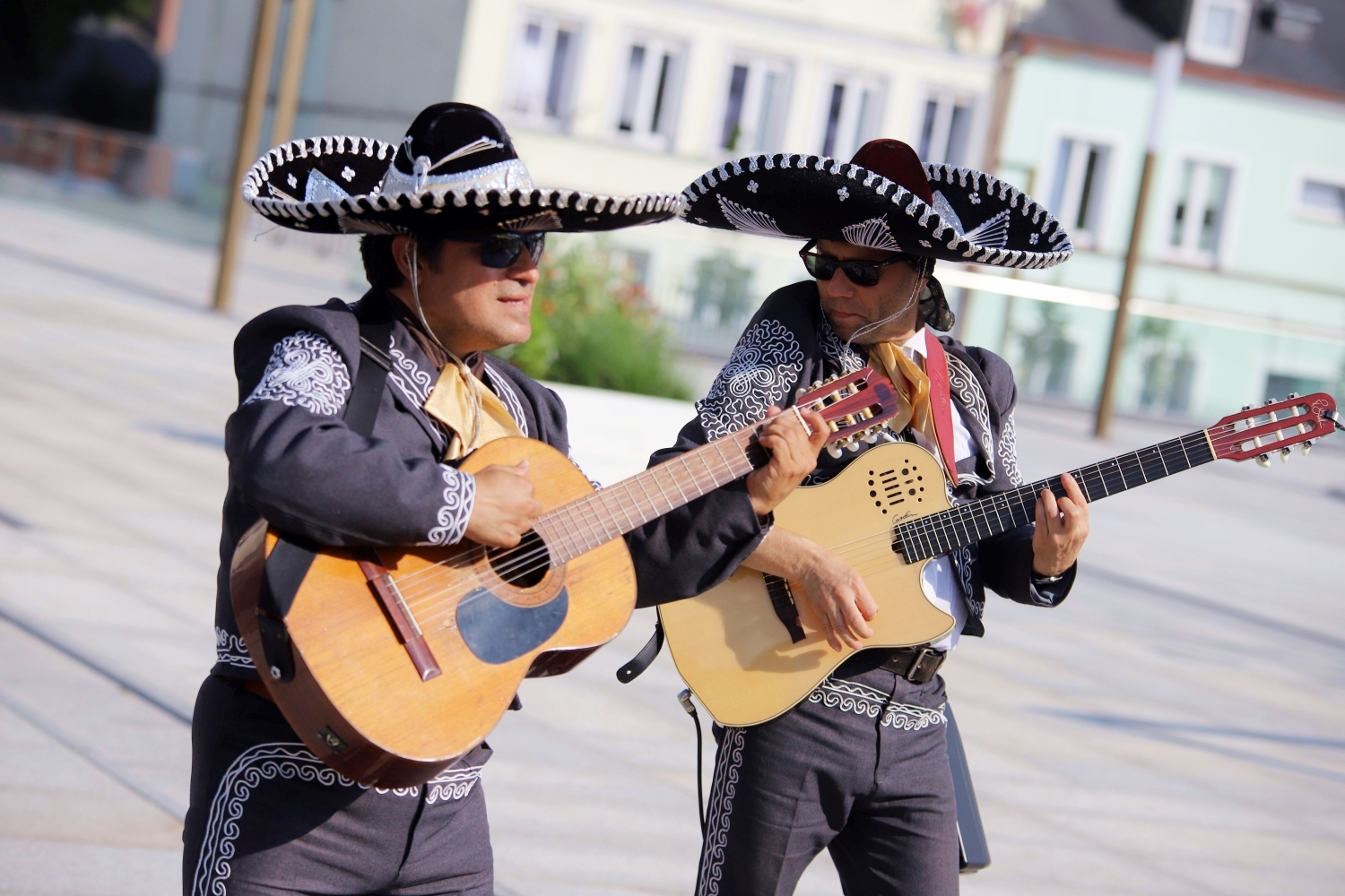 Na placu Wolności zagrało Trio Mariachi