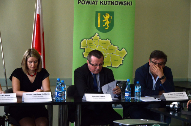 W starostwie o szpitalu: "Twardo stąpamy po ziemi" - Zdjęcie główne