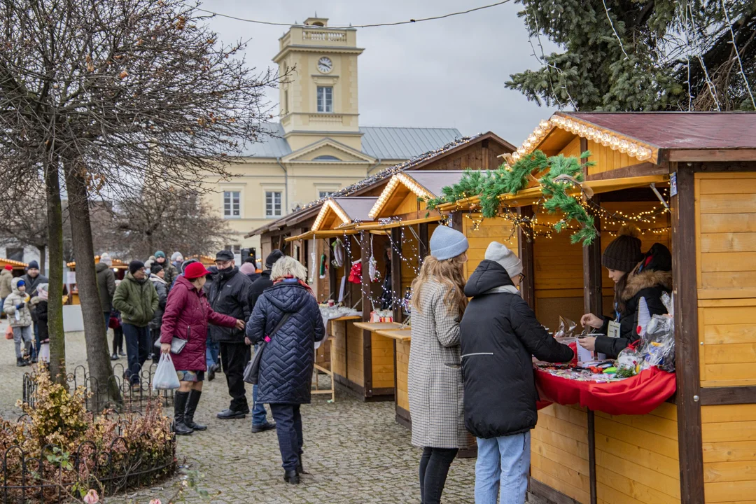 Dzieje się w centrum Kutna: Jarmark świąteczny wciąż trwa [ZDJĘCIA] - Zdjęcie główne