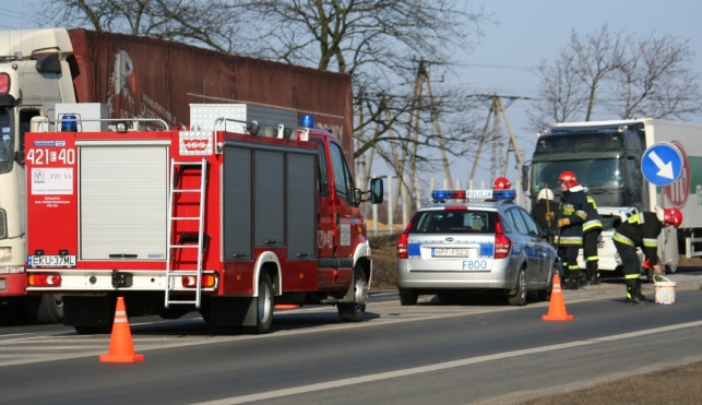 Kolizja na krajowej dwójce - Zdjęcie główne