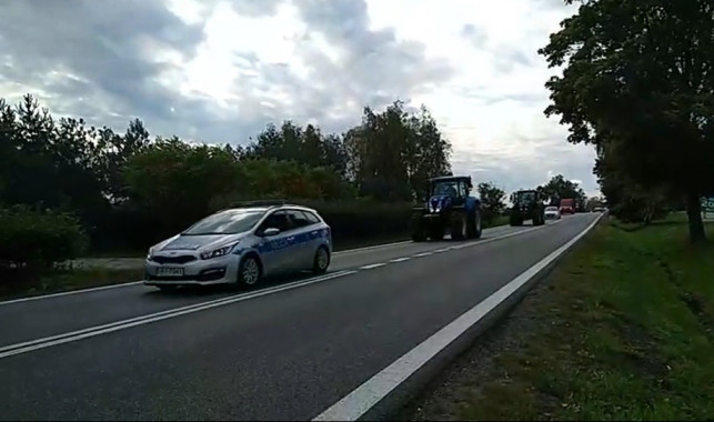 [ZDJĘCIA/WIDEO] Protest rolników w Kutnie. Gigantyczne utrudnienia w ruchu - Zdjęcie główne