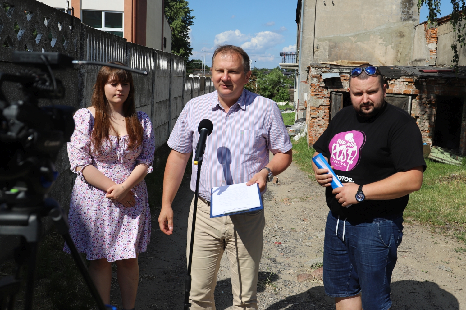 Zdaniem władz powiatu budynek przy ul. Przemysłowej w Kutnie nadaje się tylko do rozbiórki