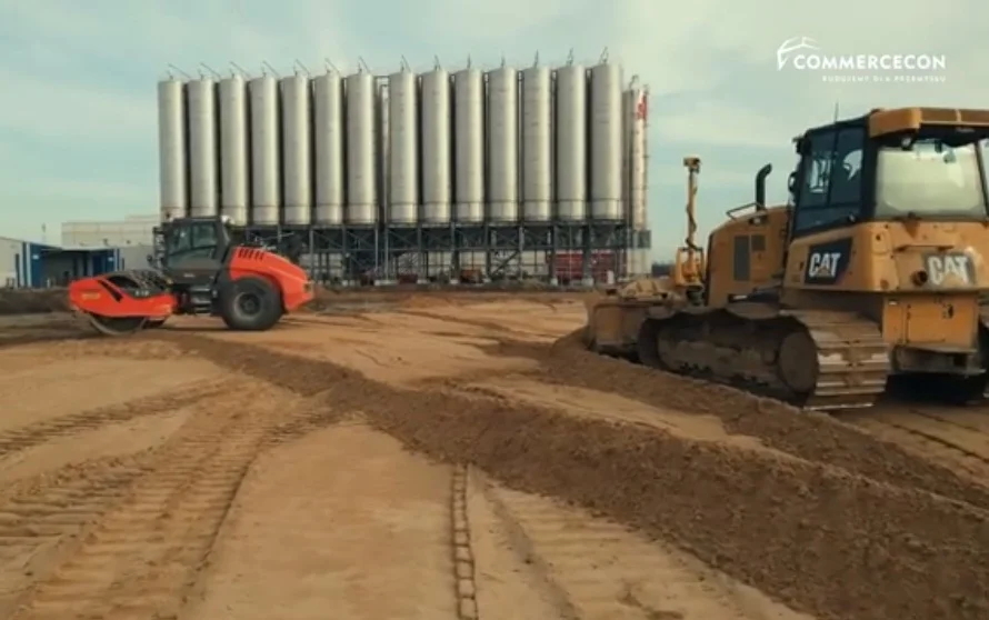 Na facebooku pojawił się film z nagraniami z drona z budowy realizowanej przez jedną z kutnowskich firm