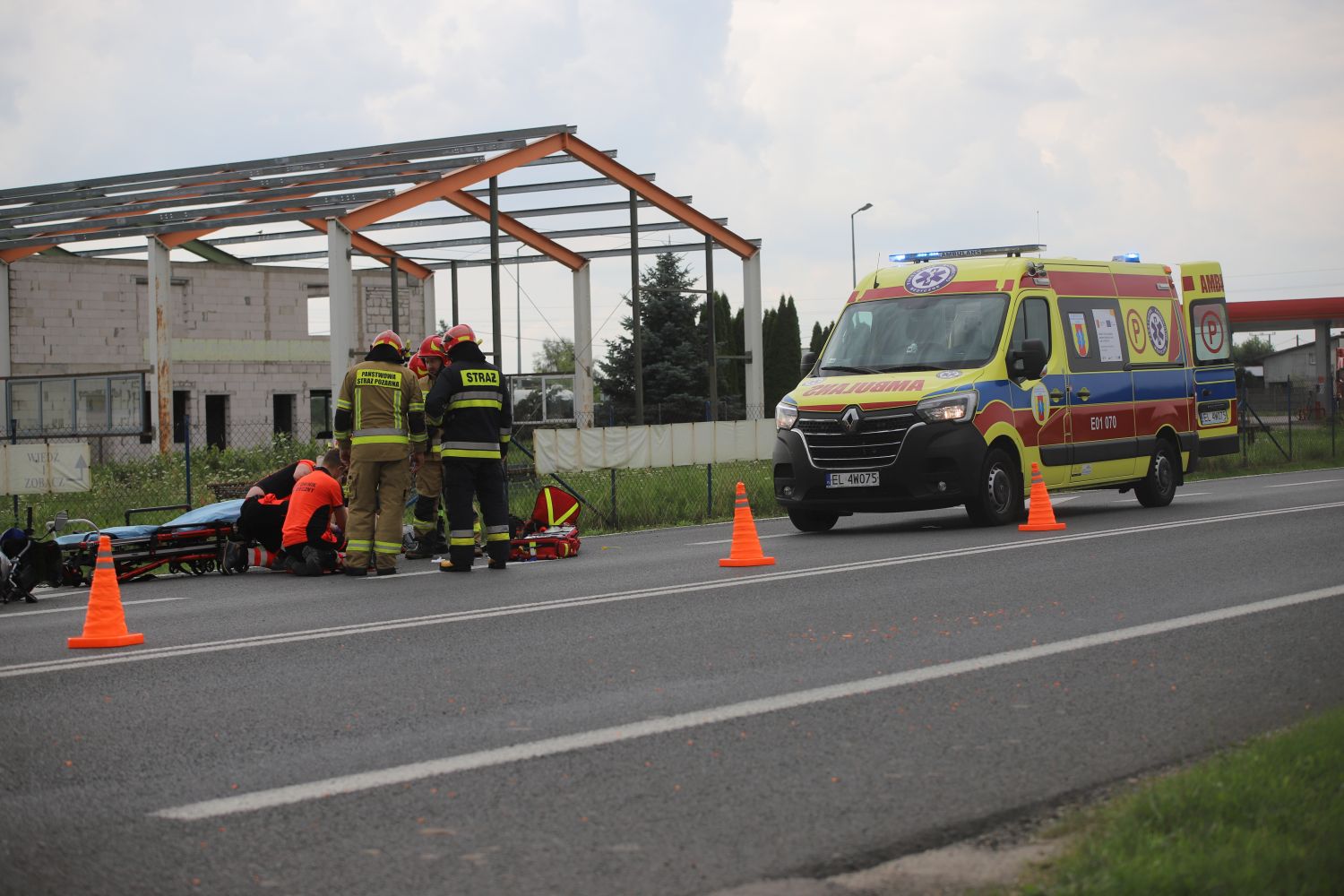 Pod Kutnem doszło do wypadku z udziałem motocyklisty