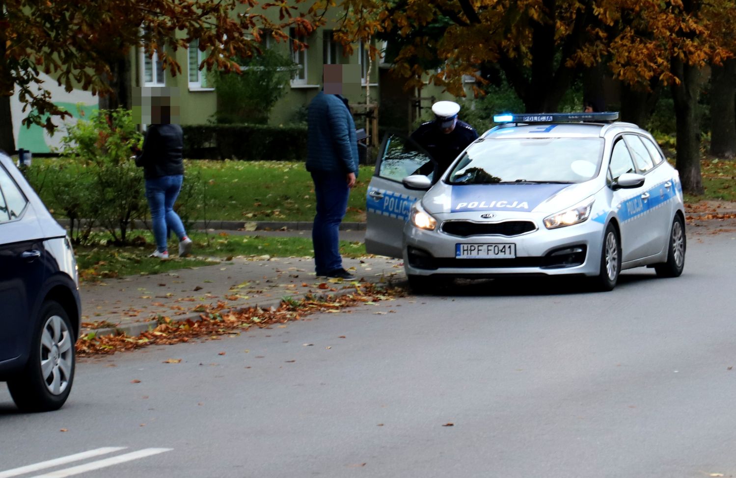 Na jednym z kutnowskich skrzyżowań doszło do kraksy, według świadków do szpitala zabrano małe dziecko