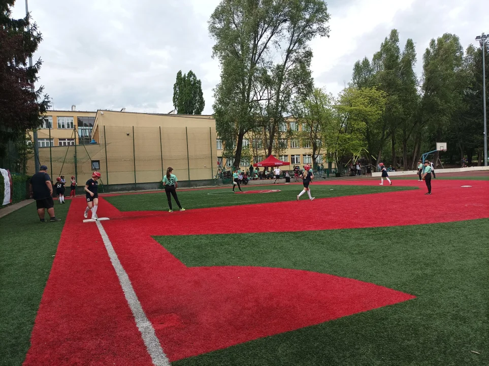 Drużyna Softballowego Klubu Sportowego została wicemistrzem Polski w softballu dziewcząt do 15. roku życia