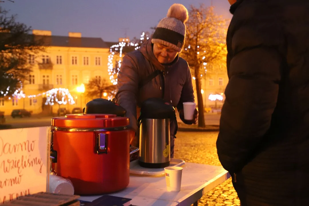 W Kutnie działa Akcja humanitarna przy Kościele Zielonoświątkowym, która pomaga m.in. bezdomnym, potrzebującym, uzależnionym i obcokrajowcom 