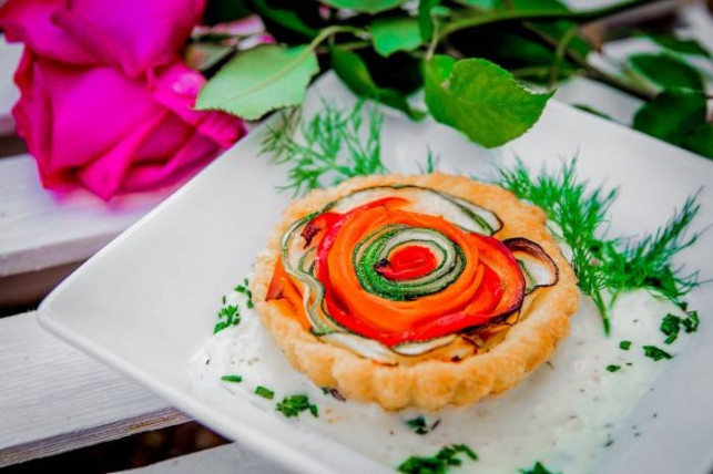 Różane menu Hotelu Rondo - Zdjęcie główne