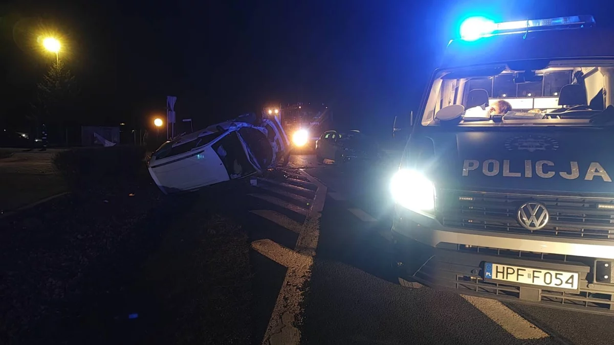 Wypadek pod Kutnem. Trwa akcja służb - Zdjęcie główne