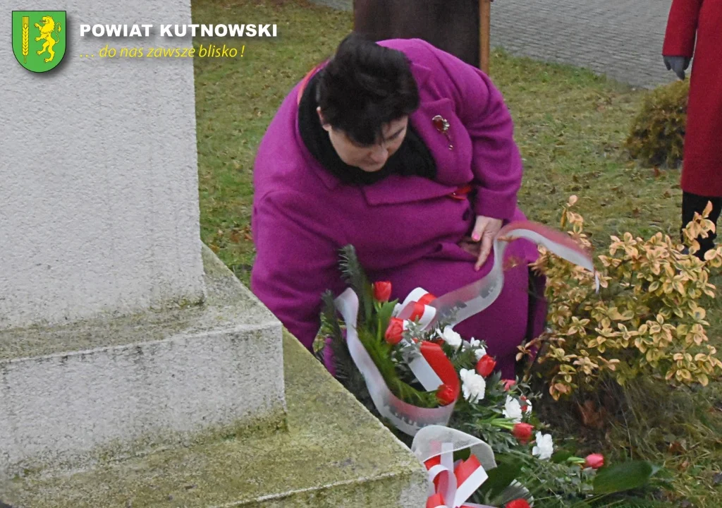 Przedstawiciele Powiatu Kutnowskiego i rady powiatu uczestniczyli we mszy świętej w Sanktuarium Matki Bożej Głogowieckiej w Głogowcu