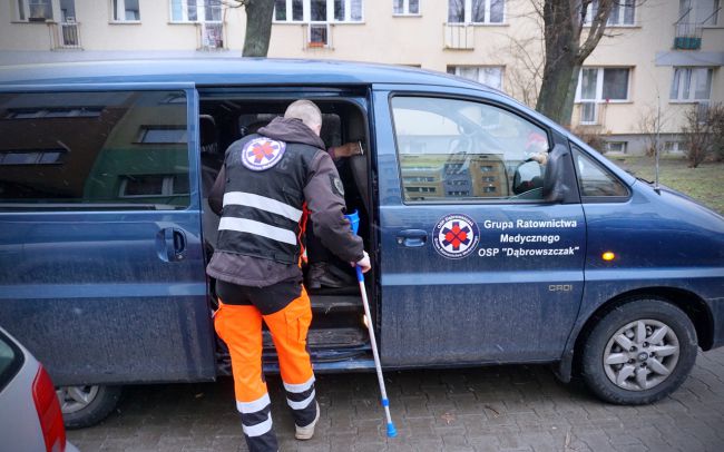 Urząd Miasta w Kutnie pomaga seniorom dostać się na szczepienie