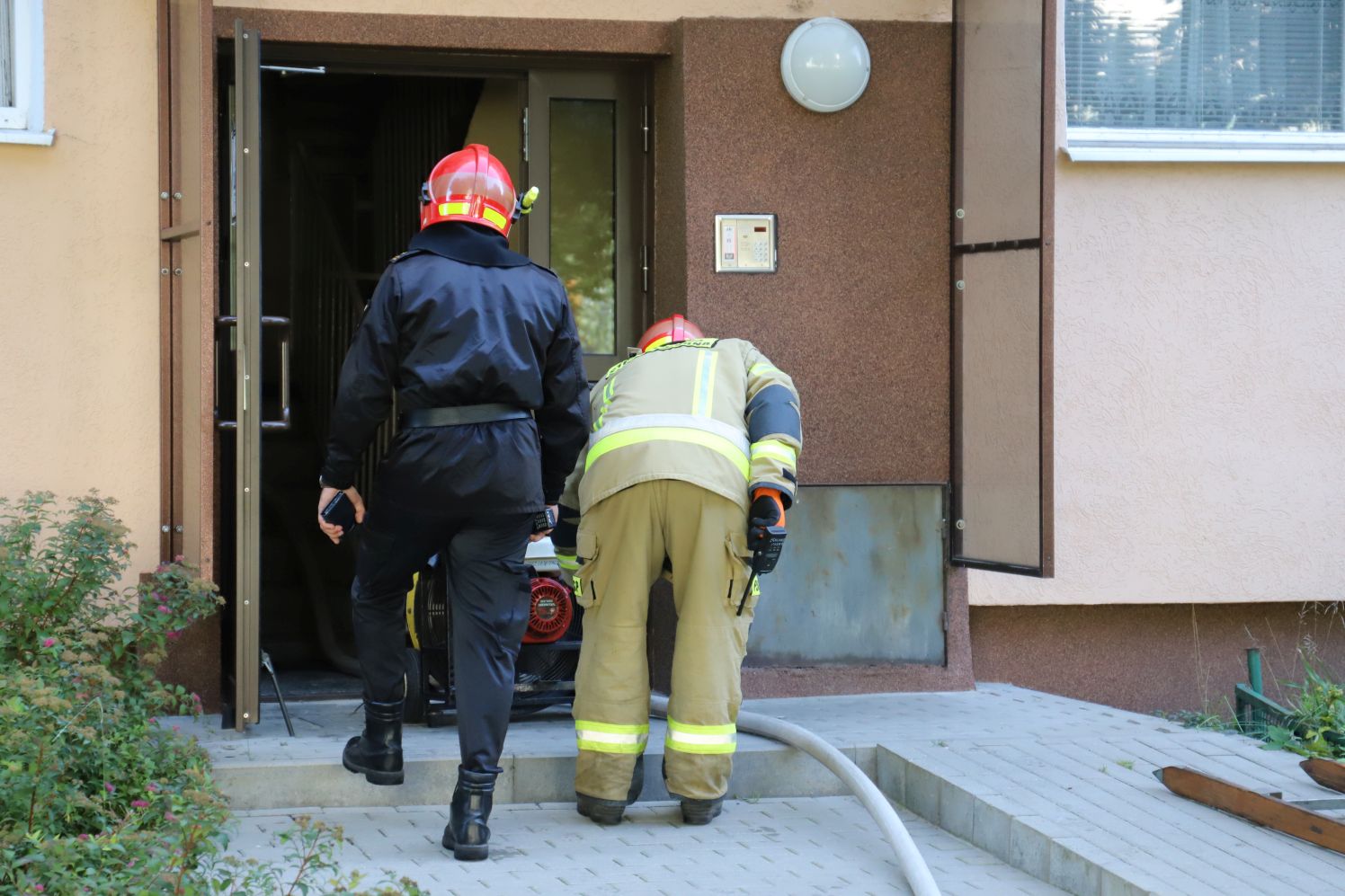 Urząd Miasta pomoże rodzinie, której mieszkanie doszczętnie spłonęło w pożarze przy Wybickiego 