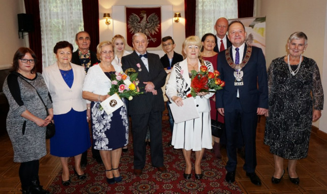 "Miłość piękna jest..." 50-lecie Państwa Kowalskich - Zdjęcie główne