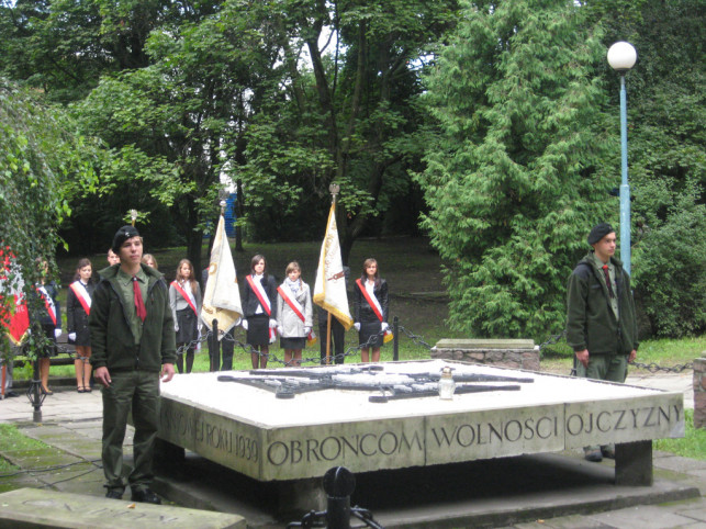 Fotorelacja z obchodów 71. rocznicy wybuchu II wojny światowej - Zdjęcie główne